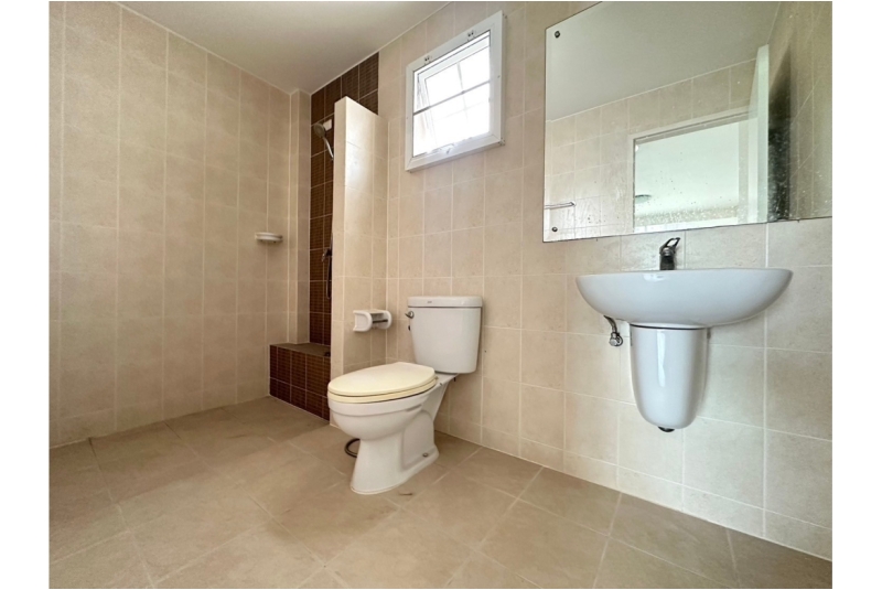 LINE_ALBUM_Interhome_250111_120