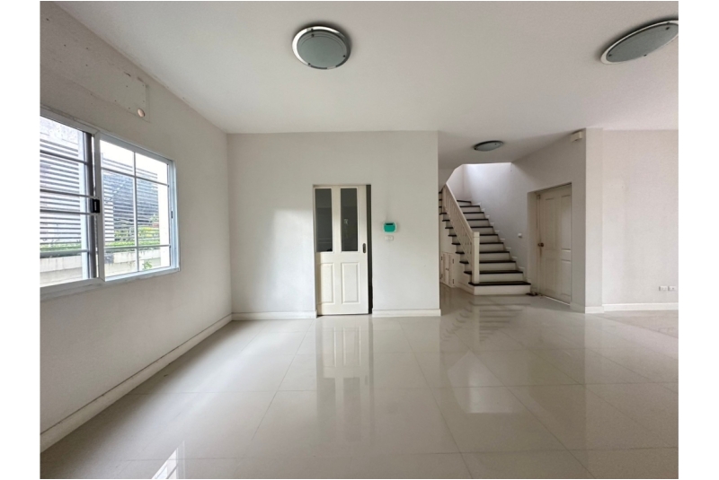 LINE_ALBUM_Interhome_250111_126