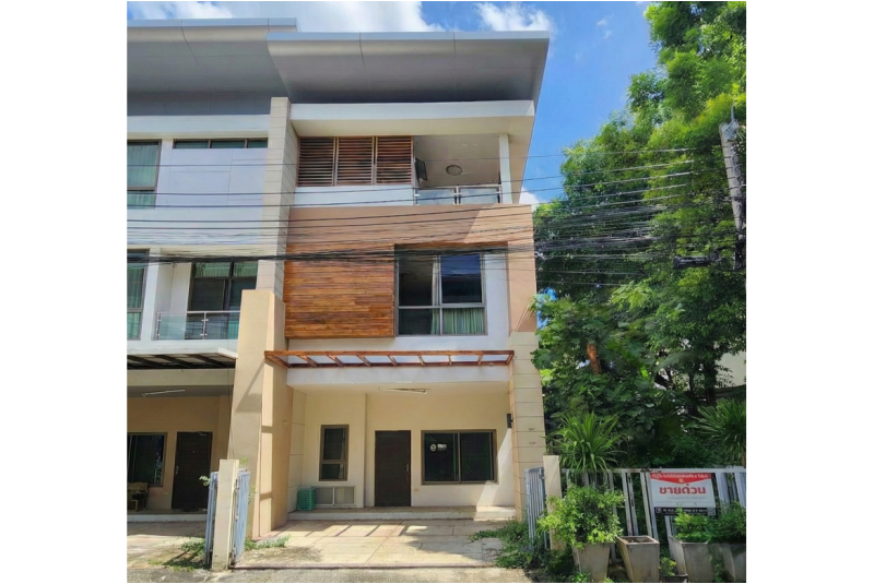 ภัทรโมทาวน์ แจ้งวัฒนะ